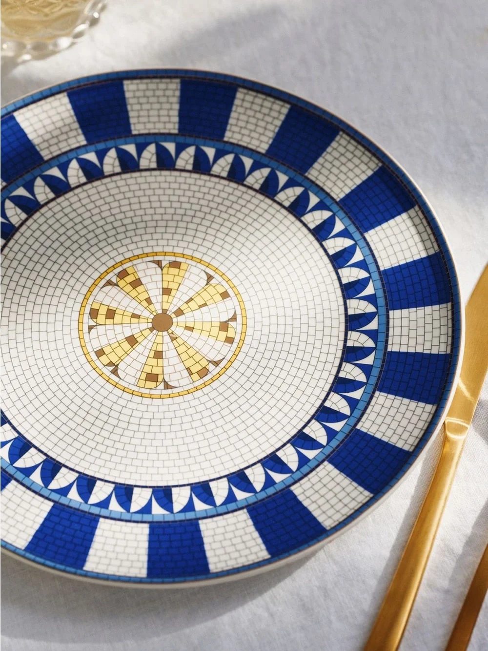 Anthropologie Bistro Tile Stoneware 24k Gold Accent Italia Dinner Plate Sapphire